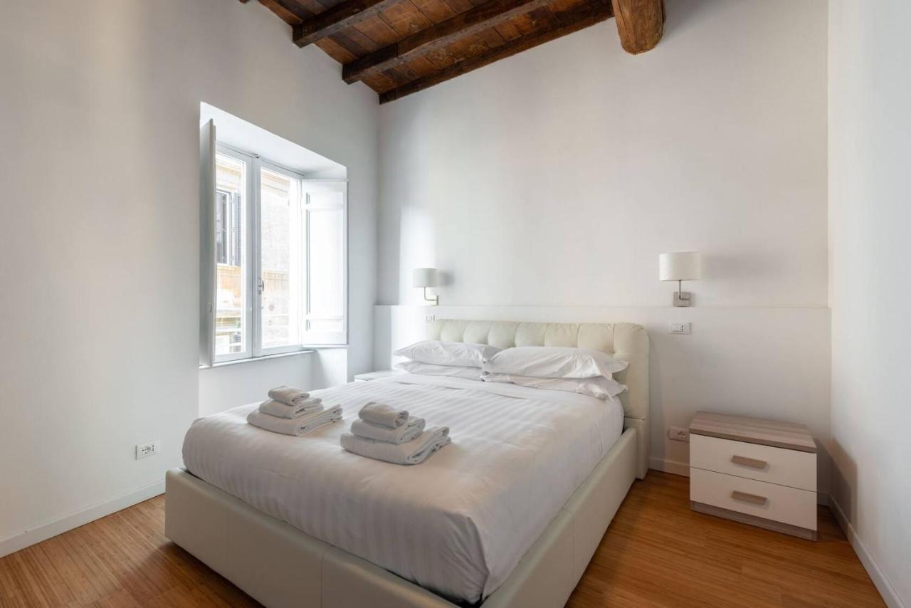 Restored Apartment - Stunning Pantheon View Roma Exterior foto