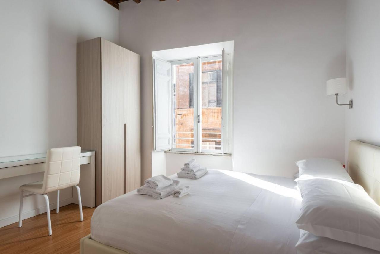 Restored Apartment - Stunning Pantheon View Roma Exterior foto